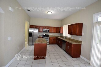 7420 NW 65th Ln in Parkland, FL - Building Photo - Building Photo