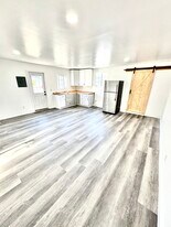 525 Sycamore Pl, Unit 1 in Inglewood, CA - Building Photo