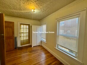 113 Lanark Rd, Unit 1F in Boston, MA - Building Photo - Building Photo