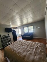 605 30th Ave W, Unit #4 in Alexandria, MN - Foto de edificio - Building Photo