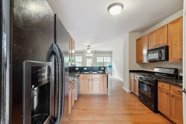 1798 Oak Brook Ln NW in Kennesaw, GA - Building Photo - Building Photo