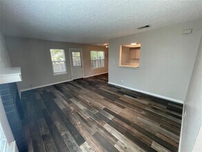 8810 Springmail Cir in Austin, TX - Building Photo - Building Photo