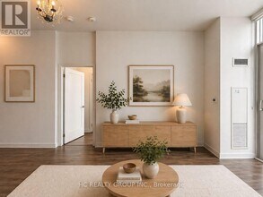 95 Oneida Crescent in Richmond Hill, ON - Building Photo - Building Photo