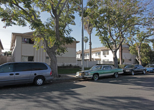 1756-1760 W Juno Ave in Anaheim, CA - Building Photo - Building Photo