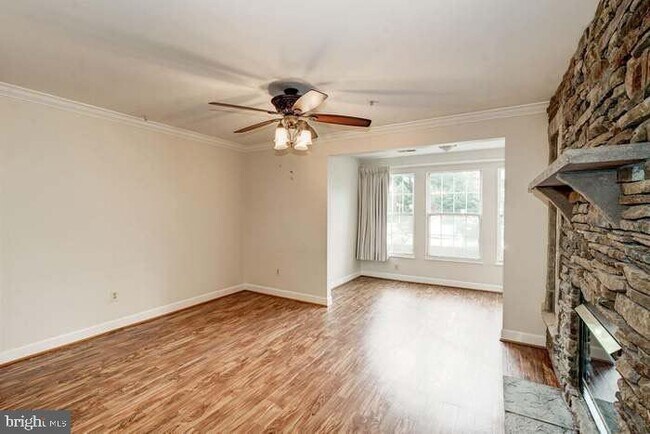 8303 Bluebird Way in Lorton, VA - Building Photo - Building Photo