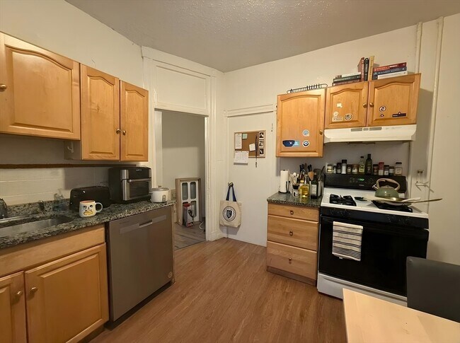 34 Cherokee St in Boston, MA - Building Photo - Building Photo