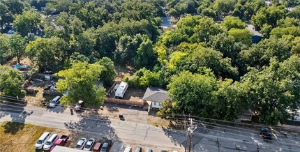 112 Linda Dr in San Marcos, TX - Building Photo - Building Photo