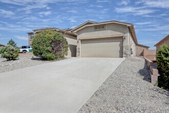 253 Landing Trail in Rio Rancho, NM - Foto de edificio - Building Photo