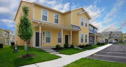 The Cottages on Lindberg in West Lafayette, IN - Building Photo - Building Photo