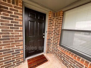 202 Barrett Pl in Edmond, OK - Building Photo - Building Photo