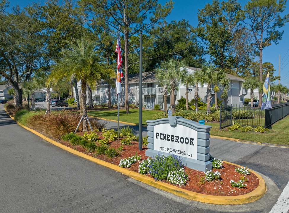 Pinebrook Apartment Homes in Jacksonville, FL - Building Photo