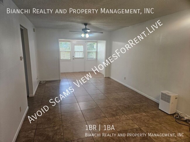 1845 S Highland Ave in Clearwater, FL - Building Photo - Building Photo