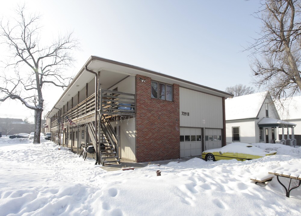 729 H St in Lincoln, NE - Foto de edificio