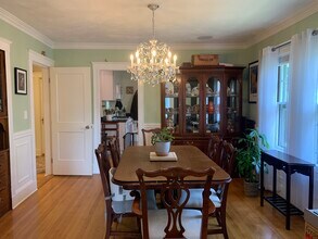 1045 Adams St, Unit Adams st in Boston, MA - Building Photo - Building Photo