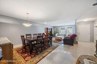 335 Devon Pl in Morganville, NJ - Building Photo - Building Photo