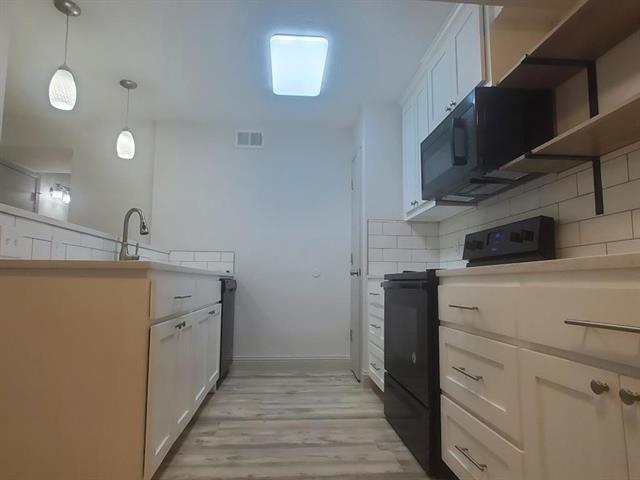 202 N Kealy Ave in Lewisville, TX - Building Photo - Building Photo