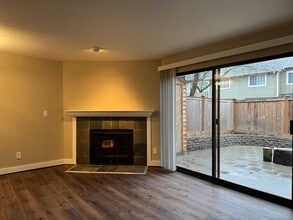 20836 109th Ln SE in Kent, WA - Building Photo - Building Photo