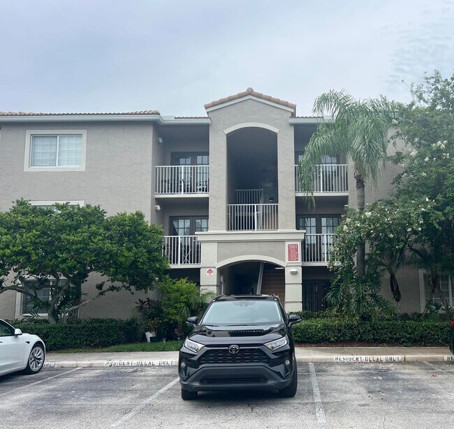 5001 Wiles Rd in Coconut Creek, FL - Building Photo - Building Photo