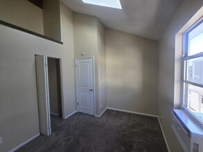 973 S Pitkin Ct in Aurora, CO - Building Photo - Building Photo