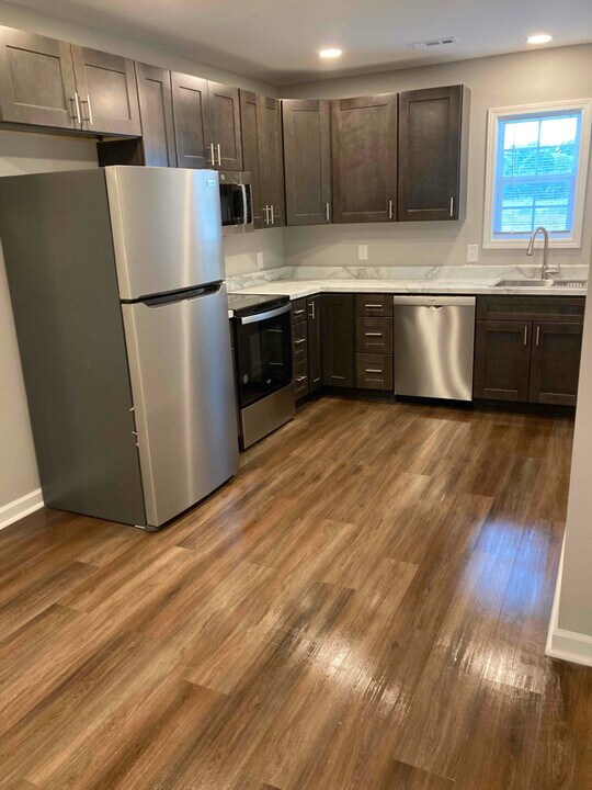 22043 Spidel Wy in Elkmont, AL - Building Photo
