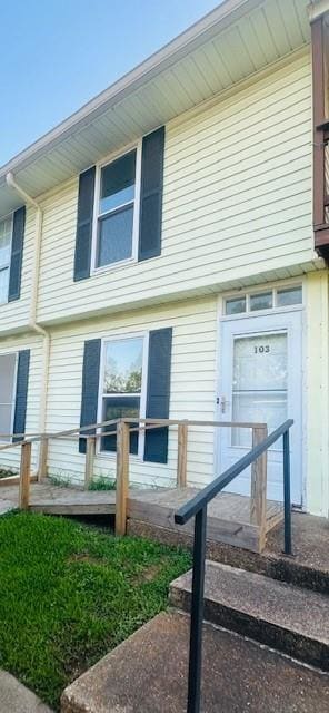 2138 Airline Dr