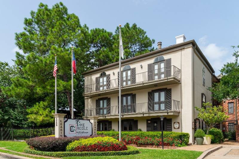 The Creole on Yorktown Photo