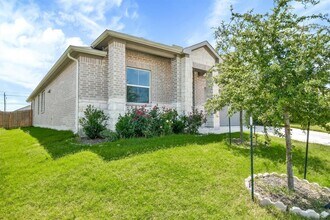 116 Charles Trl in Georgetown, TX - Building Photo - Building Photo