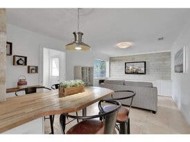 3215 NE 7th St in Pompano Beach, FL - Building Photo