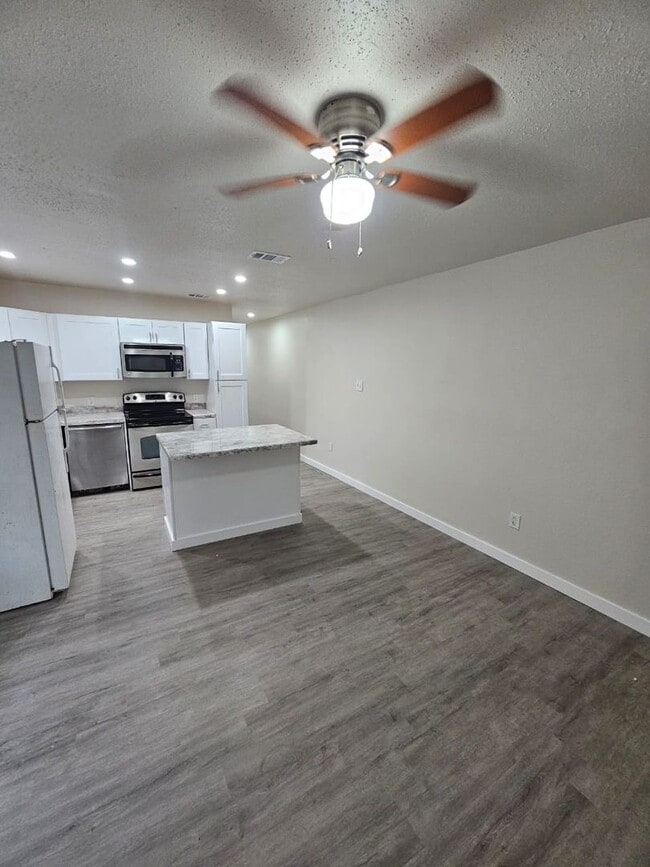915-917 N Fitzhugh Ave in Dallas, TX - Building Photo - Building Photo
