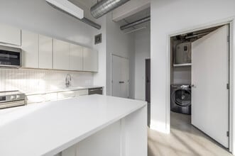 The Shoreway in Cleveland, OH - Building Photo - Building Photo