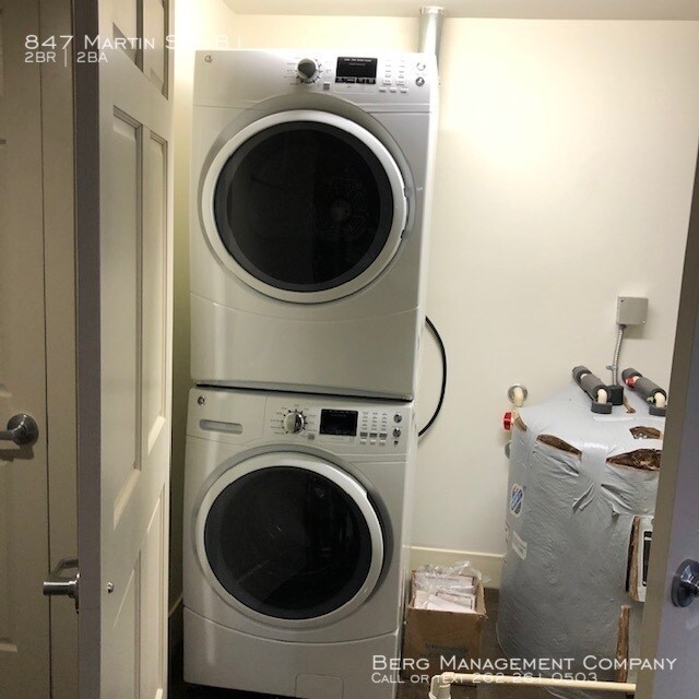 847 Martin St-Unit -B1 in Waukesha, WI - Foto de edificio - Building Photo