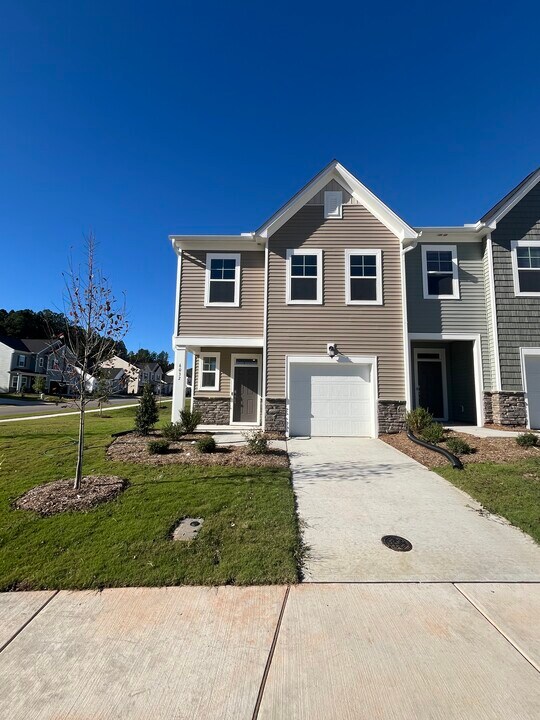 6032 Grey Colt Wy in Durham, NC - Building Photo