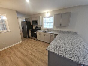 1550 Greenbrook Dr in Austell, GA - Building Photo - Building Photo