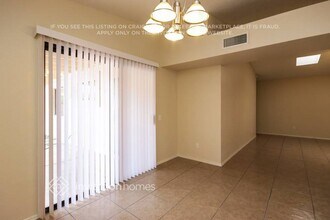 11121 N 82nd Ln in Peoria, AZ - Building Photo - Building Photo