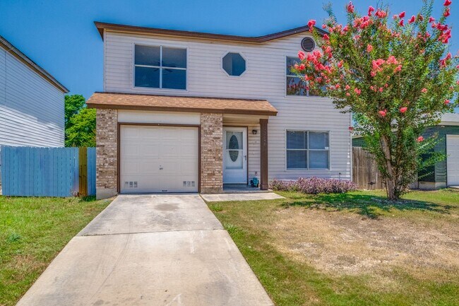 3650 Cameron Springs in San Antonio, TX - Building Photo - Building Photo