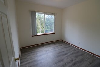 14495 Vauxhall Dr in Sterling Heights, MI - Building Photo - Building Photo