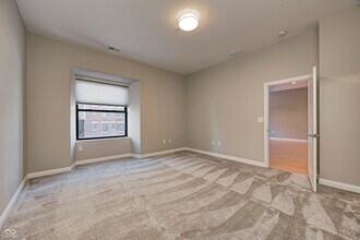 350 N Meridian St in Indianapolis, IN - Building Photo - Building Photo