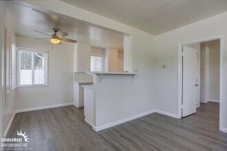 1605 S Tremont St in Oceanside, CA - Building Photo - Building Photo