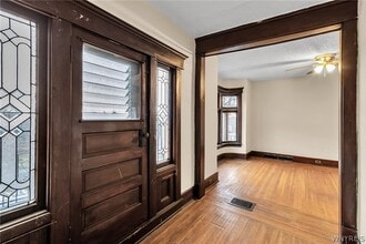 42 Linden Park in Buffalo, NY - Building Photo - Building Photo