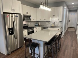 1841 W School St, Unit 1 in Chicago, IL - Building Photo