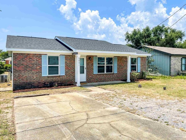 5841 Linn Ave in Pensacola, FL - Building Photo - Building Photo