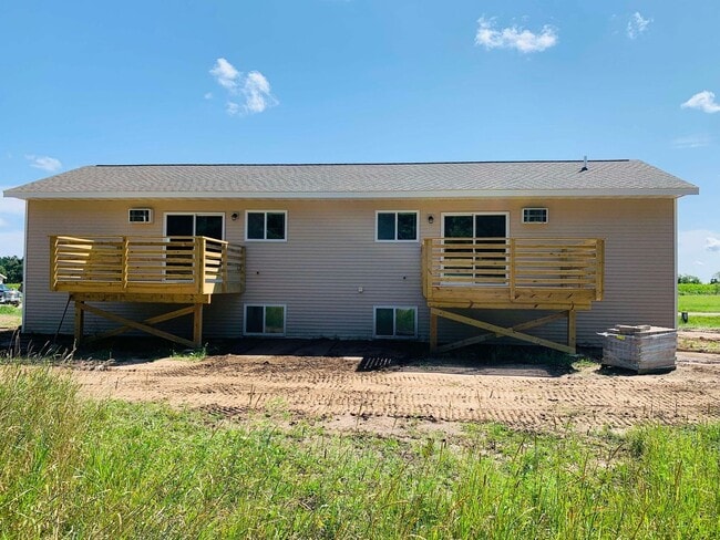 402 Brock Ave in Junction City, WI - Building Photo - Building Photo
