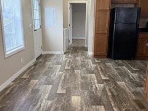 76 E U.S. Hwy 6 in Valparaiso, IN - Building Photo - Building Photo