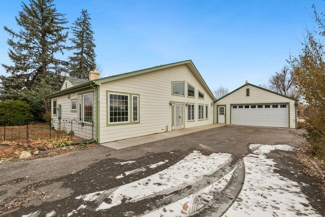 2856 E 1st St in Loveland, CO - Building Photo - Building Photo