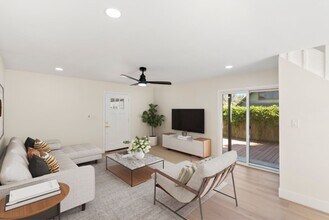 3646 Curlew St in San Diego, CA - Building Photo - Building Photo
