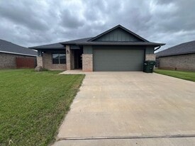 3025 Oakley St in Abilene, TX - Building Photo
