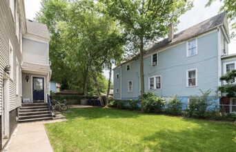 2047 Asbury Ave in Evanston, IL - Foto de edificio - Building Photo