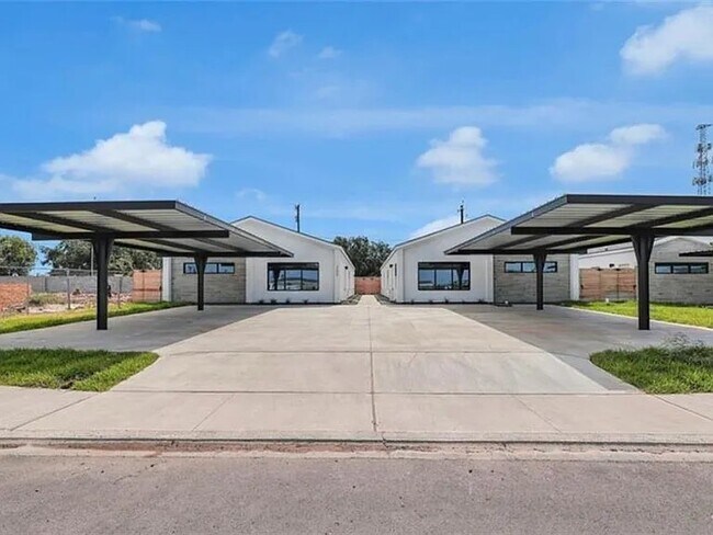 property at 412 Sparrow Rd