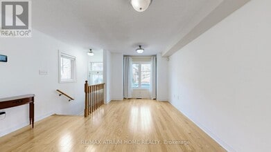 17 Kawneer Terrace in Toronto, ON - Building Photo - Building Photo