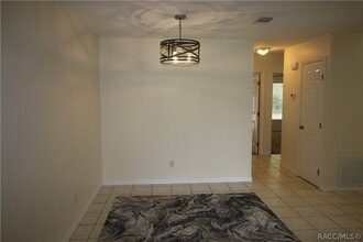 1950 NW 12th Ave in Crystal River, FL - Building Photo - Building Photo